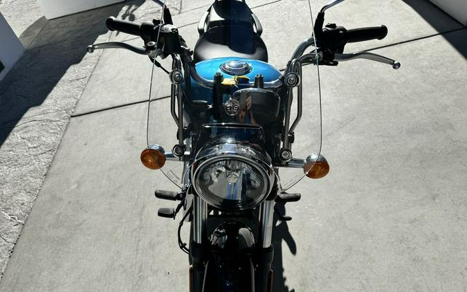 2023 Royal Enfield Meteor 350 Supernova Blue