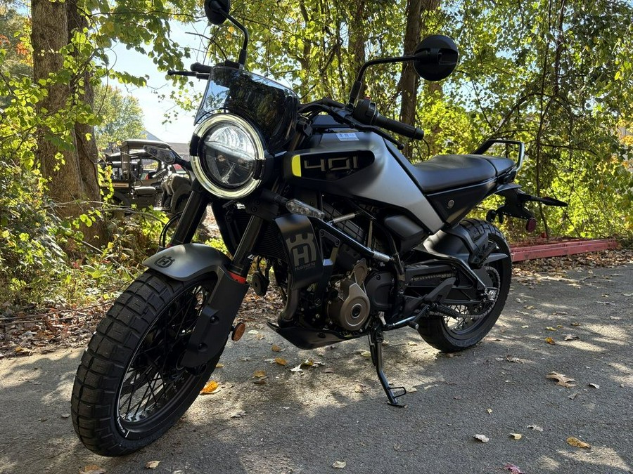 2024 Husqvarna® Svartpilen 401