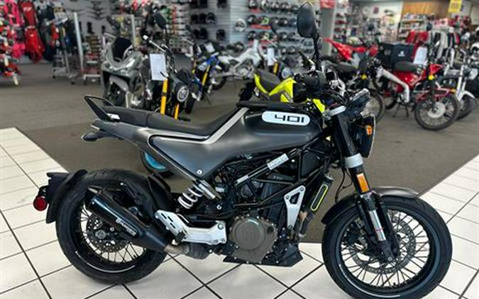 2021 Husqvarna Svartpilen 401