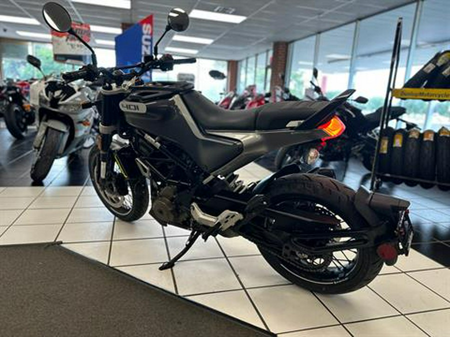 2021 Husqvarna Svartpilen 401