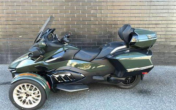 2023 Can-Am Spyder RT Sea-to-Sky