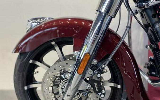 2024 Indian Motorcycle® Chieftain® Limited with Powerband Audio Package Maroon Metallic/Graphics