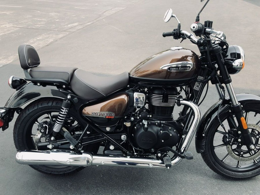 2023 Royal Enfield Meteor 350 Supernova Brown