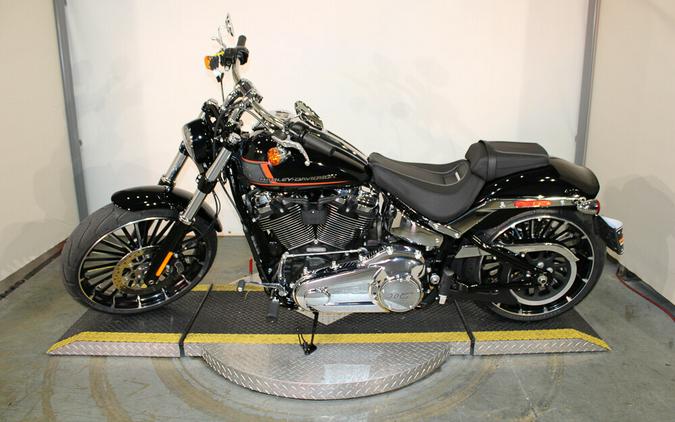 New 2024 Harley-Davidson Breakout 117 Cruiser FXBR Motorcycle For Sale In Miami, Florida