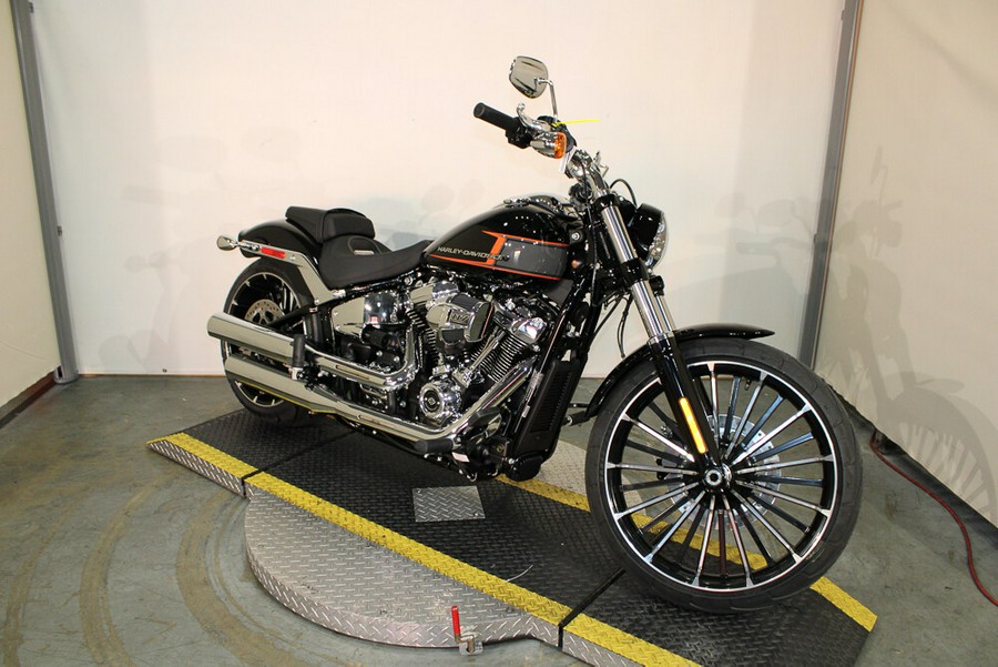 New 2024 Harley-Davidson Breakout 117 Cruiser FXBR Motorcycle For Sale In Miami, Florida