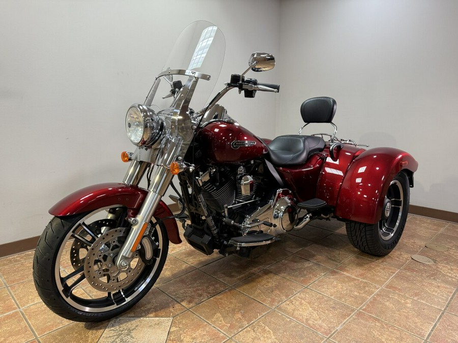 2016 FLRT Freewheeler®