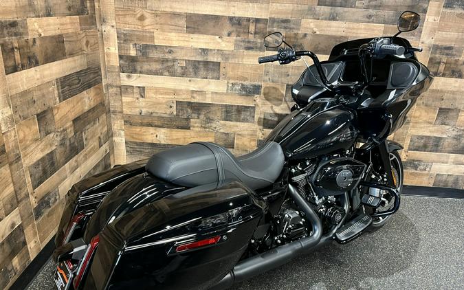 2026 Harley-Davidson® Road Glide® Vivid Black Black Trim FLTRX