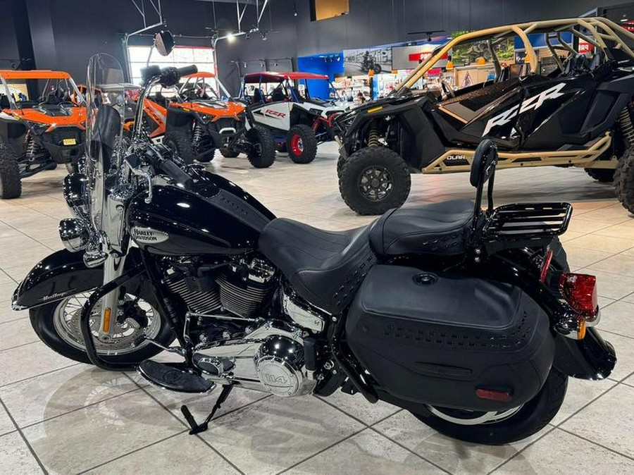 2022 Harley-Davidson® FLHCS - Heritage Classic 114