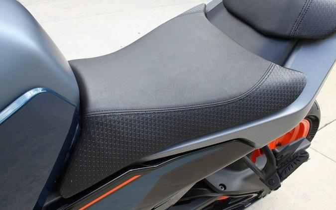 2024 KTM Duke 390