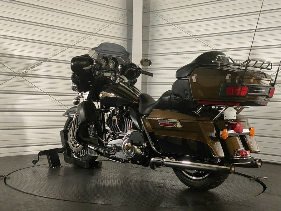 2013 Harley-Davidson® FLHTKAE - Electra Glide® Ultra Limited 110th Anniversary Edition