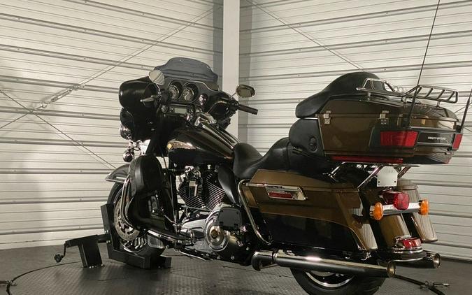 2013 Harley-Davidson® FLHTKAE - Electra Glide® Ultra Limited 110th Anniversary Edition