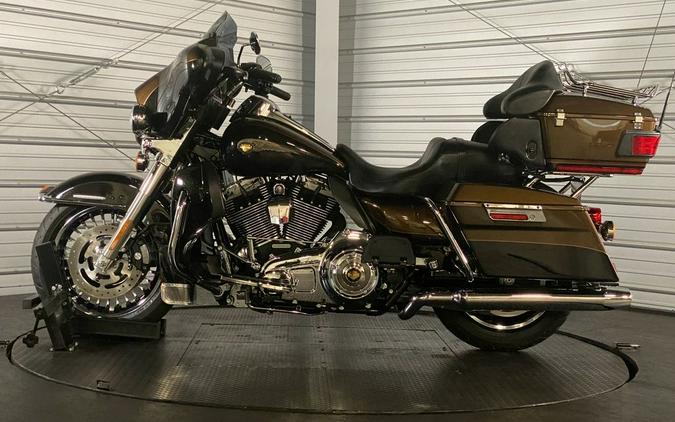 2013 Harley-Davidson® FLHTKAE - Electra Glide® Ultra Limited 110th Anniversary Edition