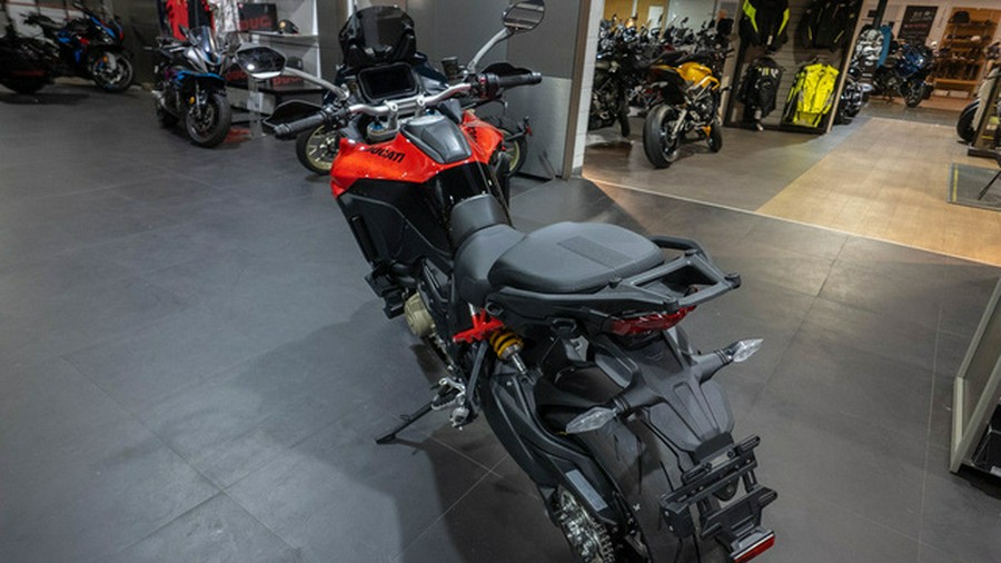 2027 Ducati MULTISTRADA V4 PIKES PEAK
