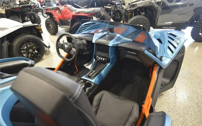 2023 Polaris Slingshot® Slingshot® R Miami Blue Fade (AutoDrive)