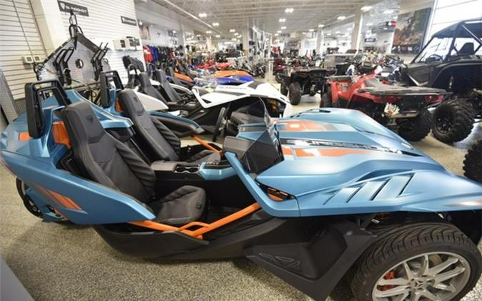 2023 Polaris Slingshot® Slingshot® R Miami Blue Fade (AutoDrive)