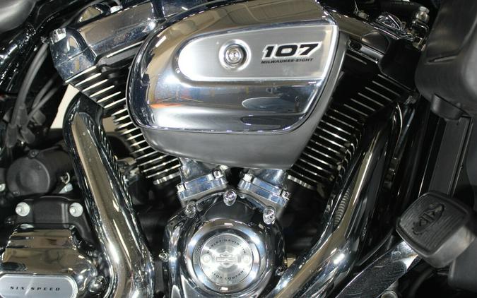 2018 Harley-Davidson® FLHTK Ultra Limited