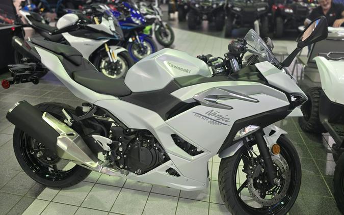 2024 Kawasaki Ninja 500 ABS