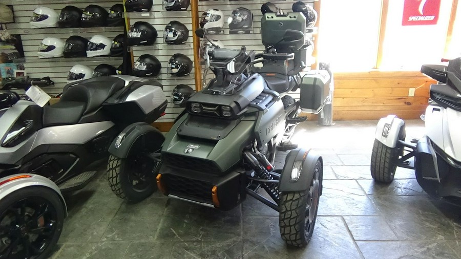 2025 Can-Am Canyon Redrock