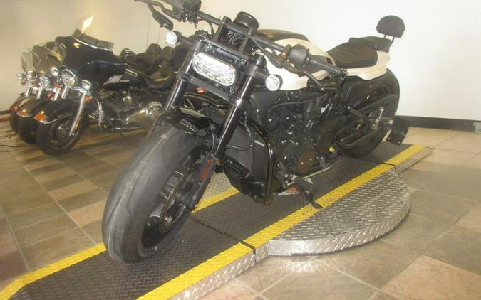 2022 Harley-Davidson® RH1250S - Sportster® S