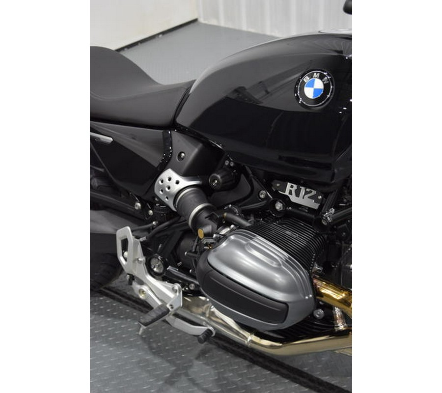 2024 BMW R 12 Blackstorm Metallic