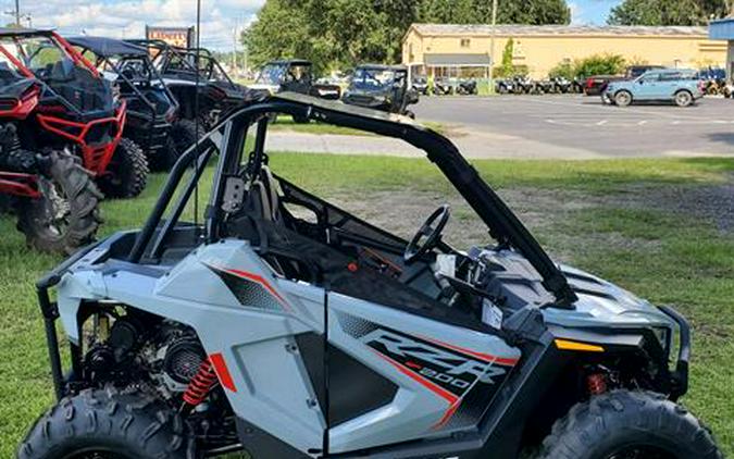 2024 Polaris RZR 200 EFI