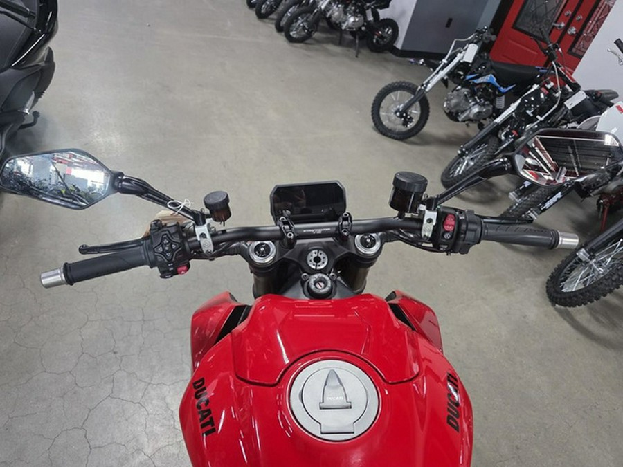 2025 Ducati Streetfighter V2 Ducati Red