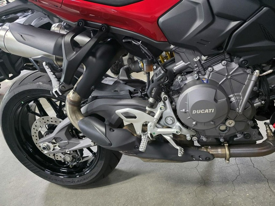 2025 Ducati Streetfighter V2 Ducati Red