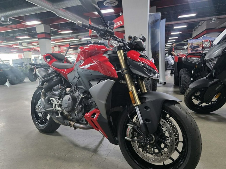 2025 Ducati Streetfighter V2 Ducati Red