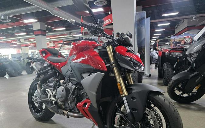 2025 Ducati Streetfighter V2 Ducati Red