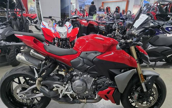2025 Ducati Streetfighter V2 Ducati Red