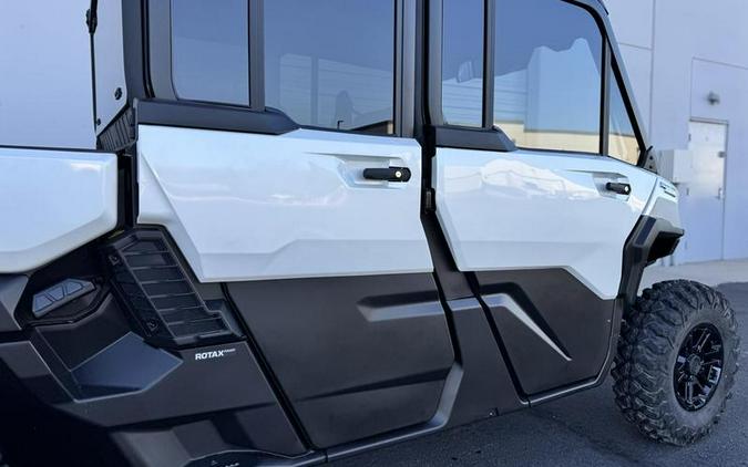 2026 Can-Am® Defender MAX Limited HD11