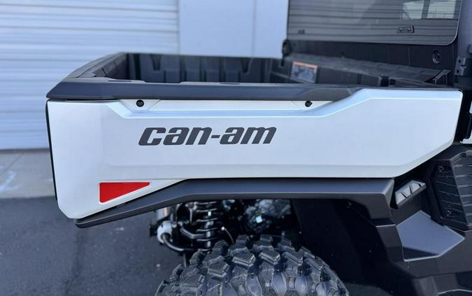 2026 Can-Am® Defender MAX Limited HD11