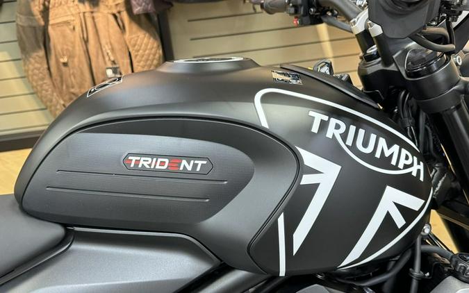 2024 Triumph Trident 660 Matte Jet Black/Matte Silver Ice