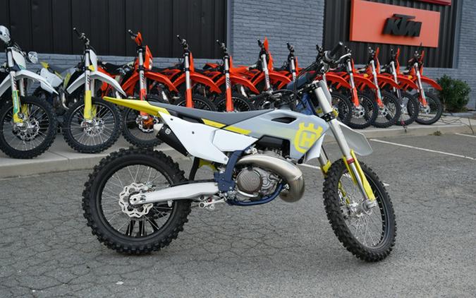 2025 Husqvarna Motorcycles FC 250