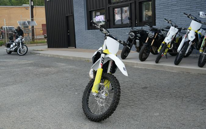 2025 Husqvarna Motorcycles FC 250