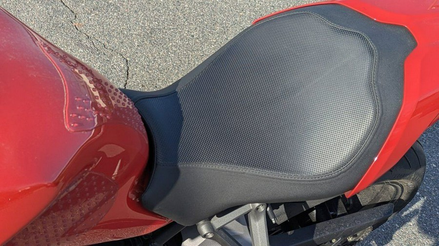 2019 Ducati Monster 821 Ducati Red