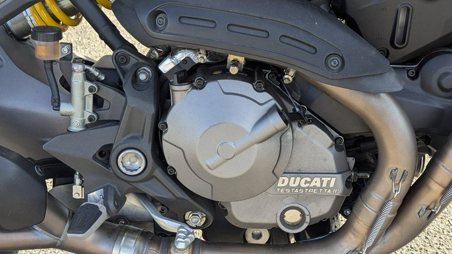 2019 Ducati Monster 821 Ducati Red