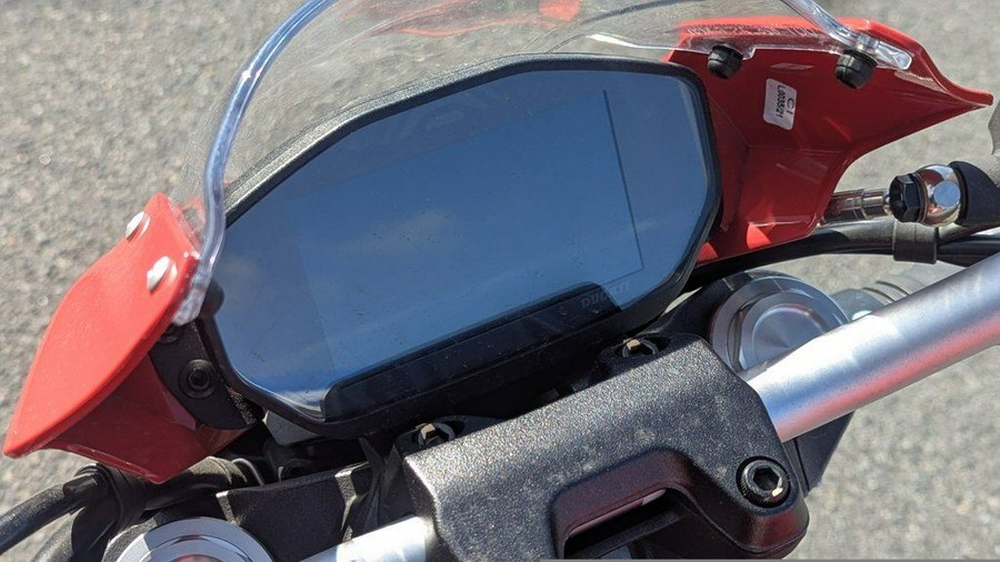 2019 Ducati Monster 821 Ducati Red