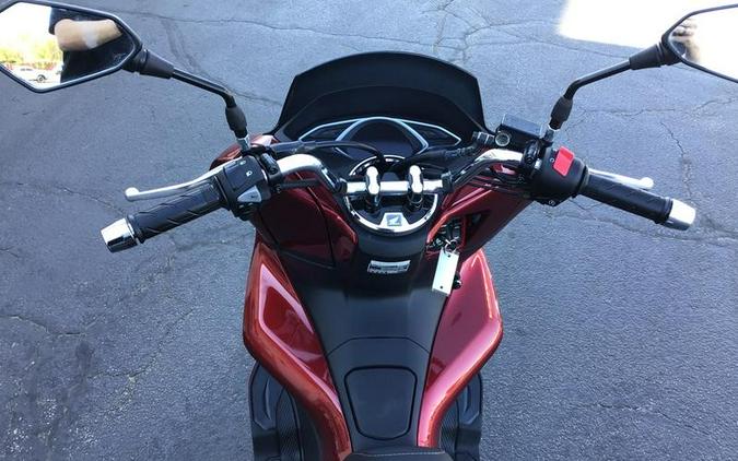 2020 Honda® PCX150