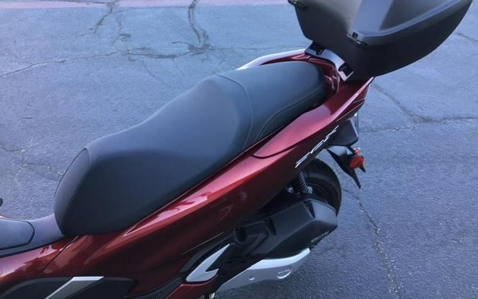 2020 Honda® PCX150