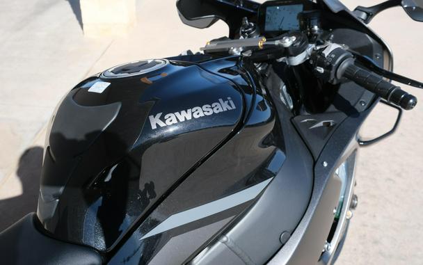 2026 KAWASAKI NINJA ZX10R