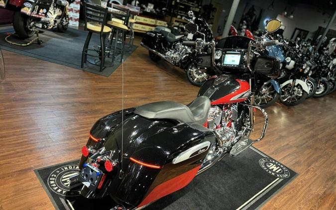 2020 Indian Motorcycle® Chieftain® Elite Thunder Black Vivid Crystal/Wildfire Red Candy