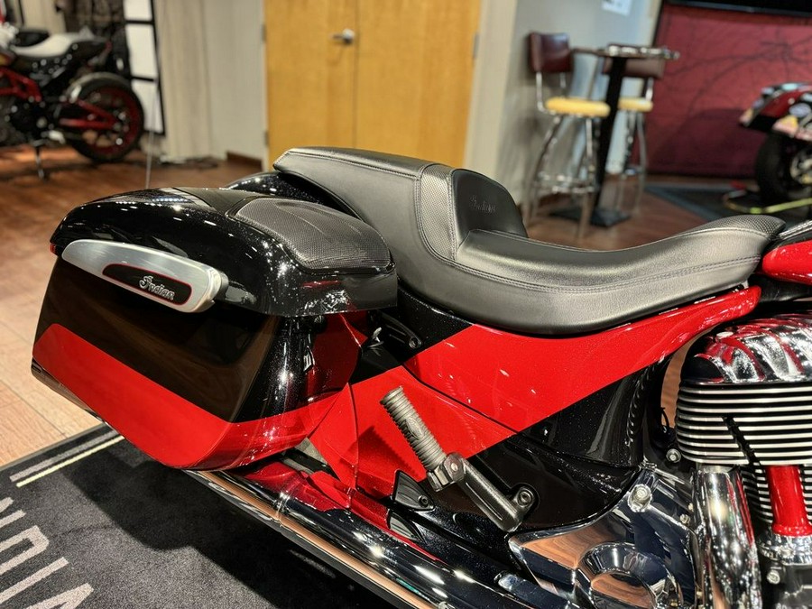 2020 Indian Motorcycle® Chieftain® Elite Thunder Black Vivid Crystal/Wildfire Red Candy