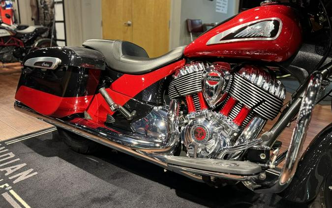 2020 Indian Motorcycle® Chieftain® Elite Thunder Black Vivid Crystal/Wildfire Red Candy