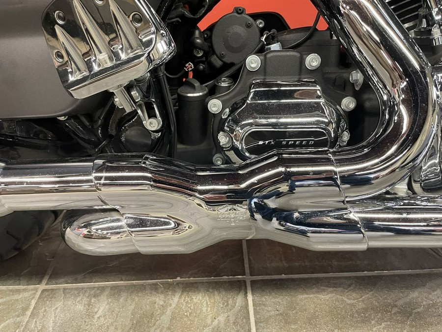 2017 Harley-Davidson® FLHXS - Street Glide® Special