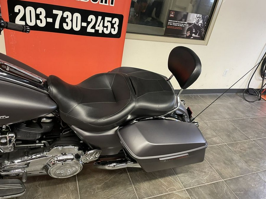 2017 Harley-Davidson® FLHXS - Street Glide® Special