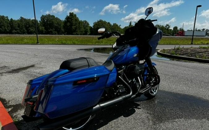 2024 Harley-Davidson Road Glide® Blue Burst - Black Finish