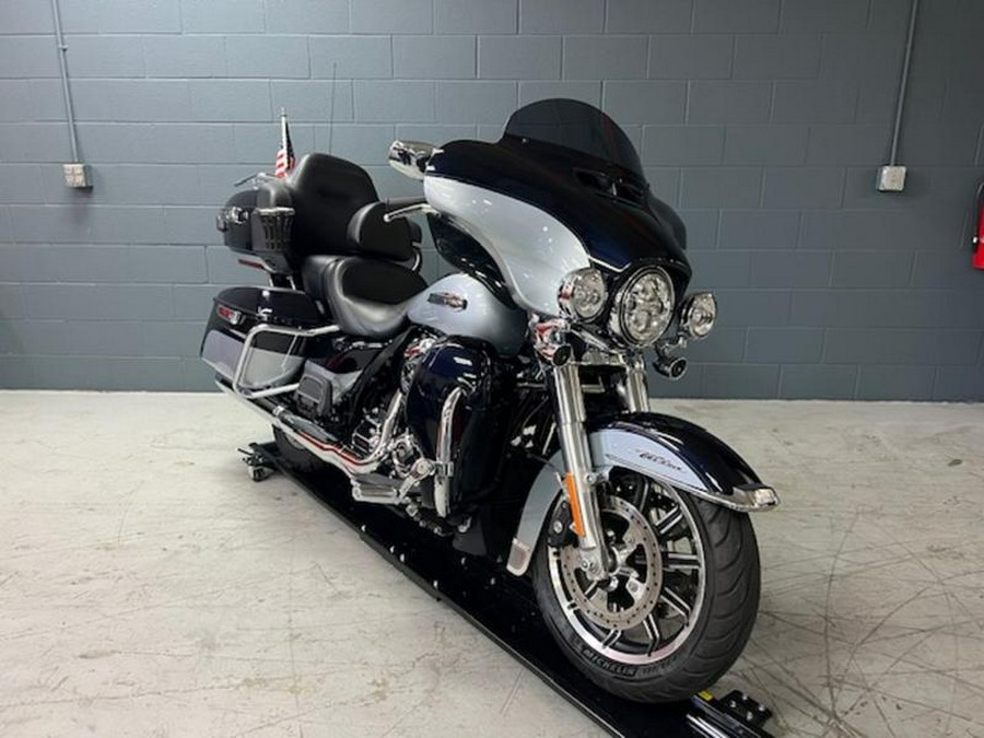 2019 Harley-Davidson® FLHTCU - Electra Glide® Ultra Classic®