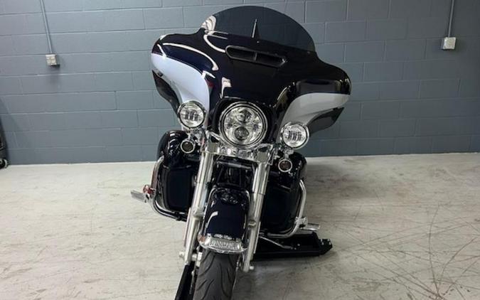 2019 Harley-Davidson® FLHTCU - Electra Glide® Ultra Classic®