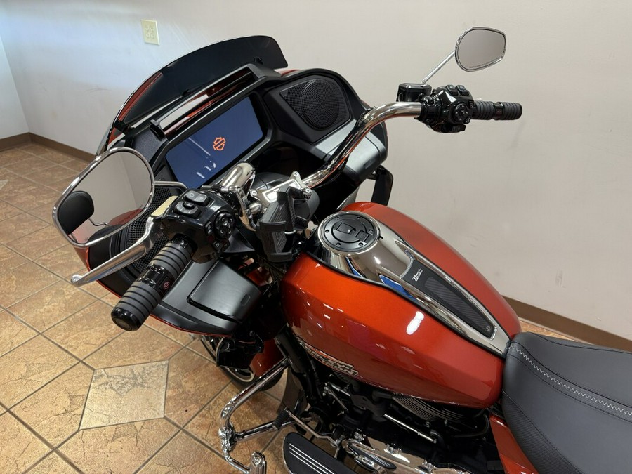2024 FLTRX Road Glide®